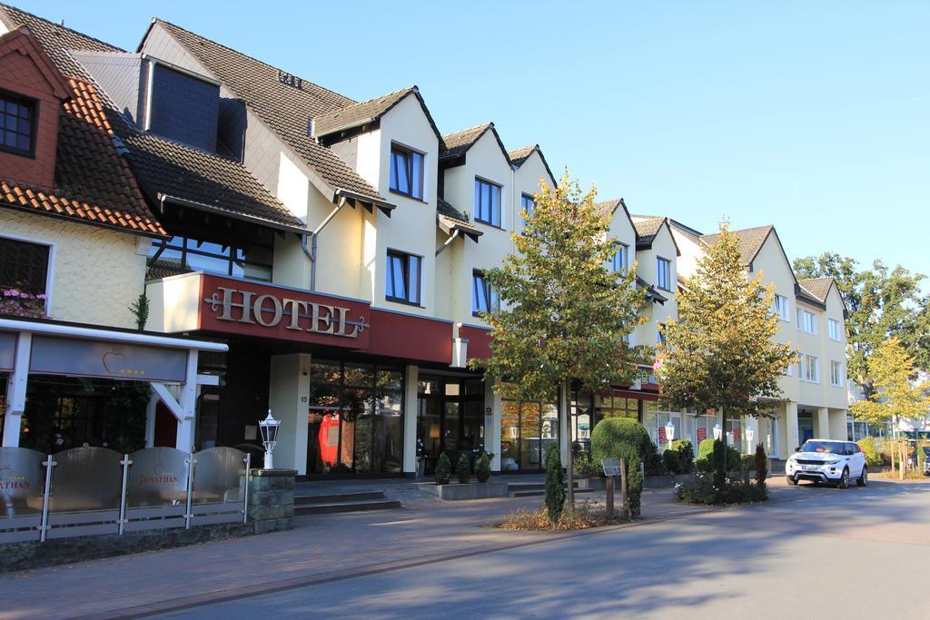 Akzent Hotel Jonathan Lippstadt Exteriér fotografie