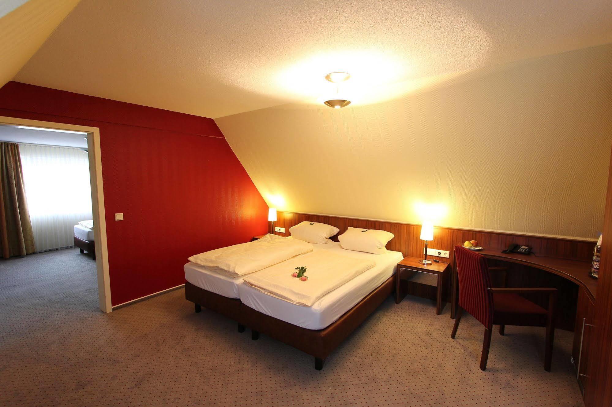 Akzent Hotel Jonathan Lippstadt Exteriér fotografie