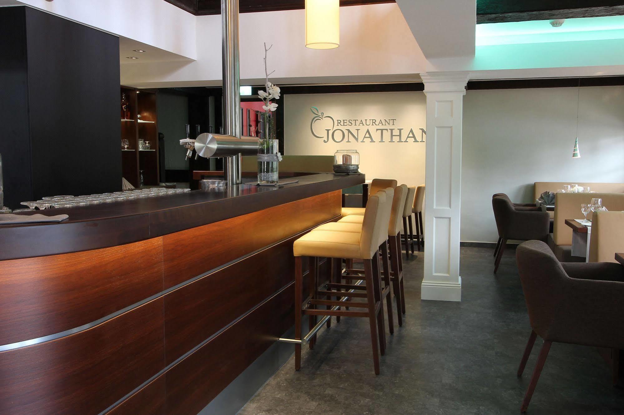 Akzent Hotel Jonathan Lippstadt Exteriér fotografie